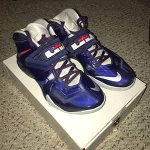 Nike Zoom Soldier VII Lebron’s (men’s 8)